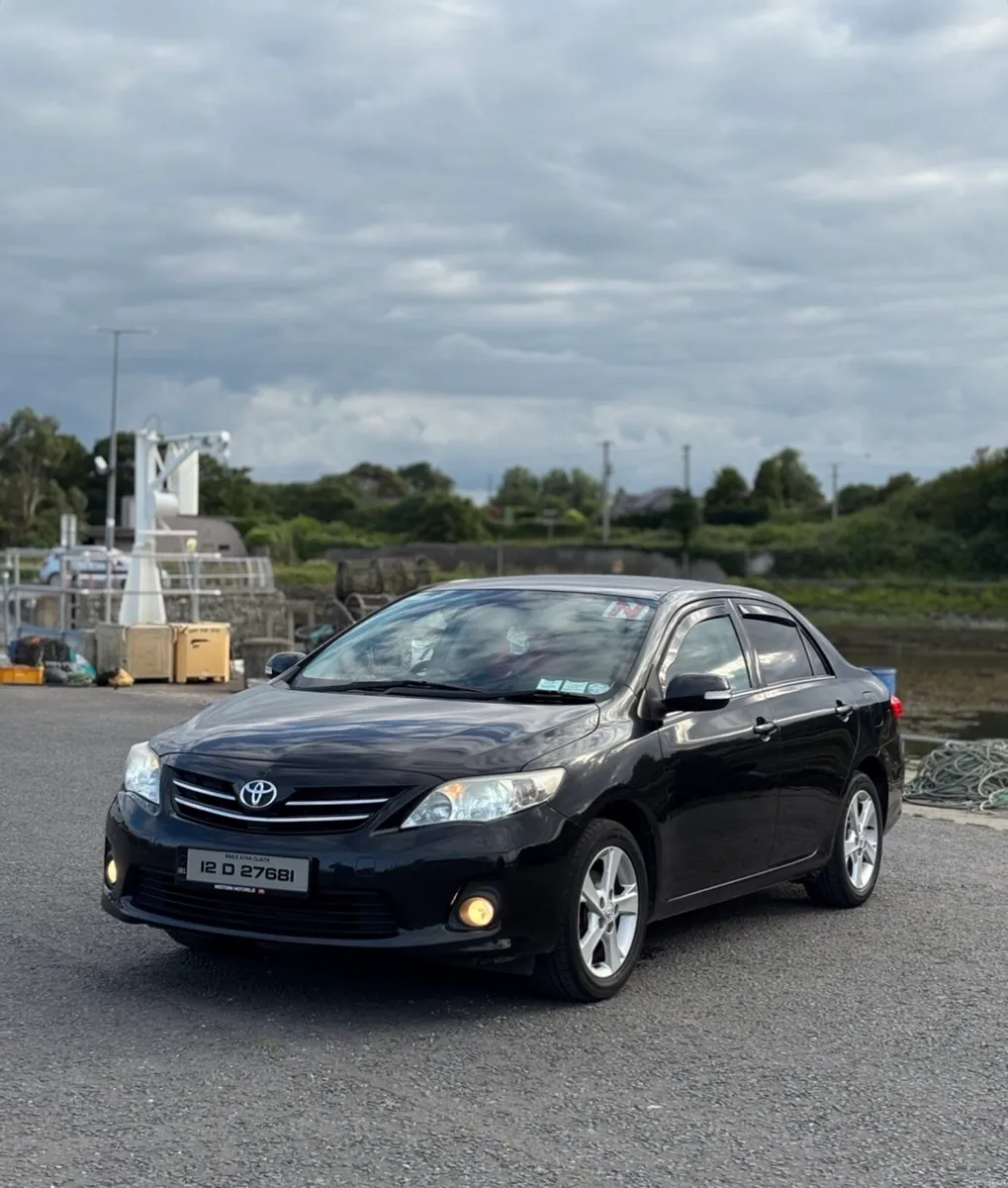 Toyota Corolla - Image 2