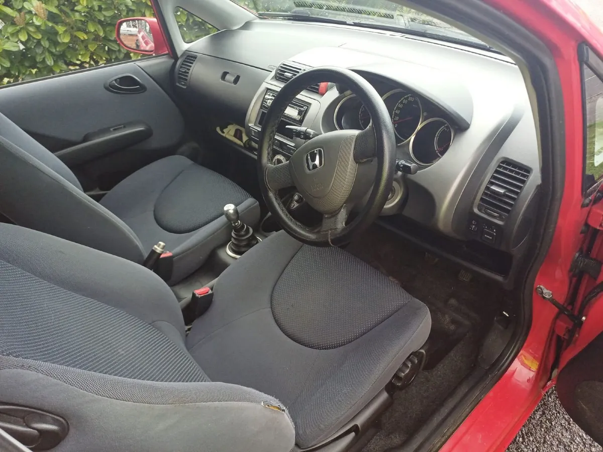 Honda Jazz 2007 - Image 2