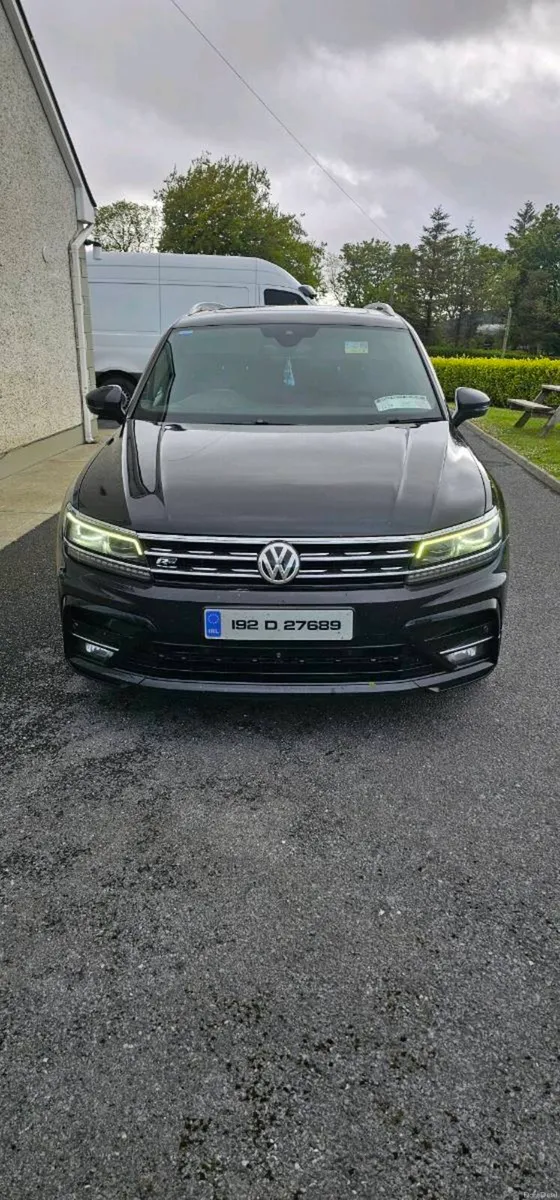 Volkswagon Tiguan - Image 3