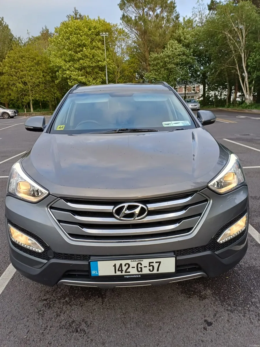 2014 (142) HYUNDAI SANTA FE 4WD AUTOMATIC 7 SEATER - Image 4