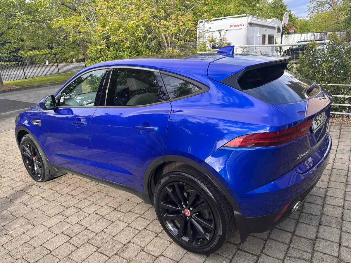 Jaguar E-Pace 2019 - Image 3