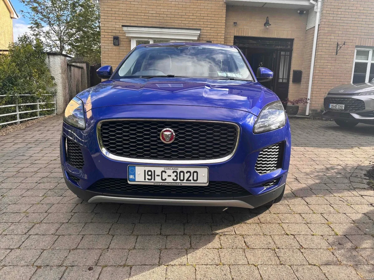 Jaguar E-Pace 2019 - Image 4