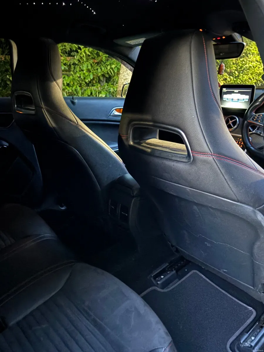 Mercedes-Benz A-Class 2017 - Image 2