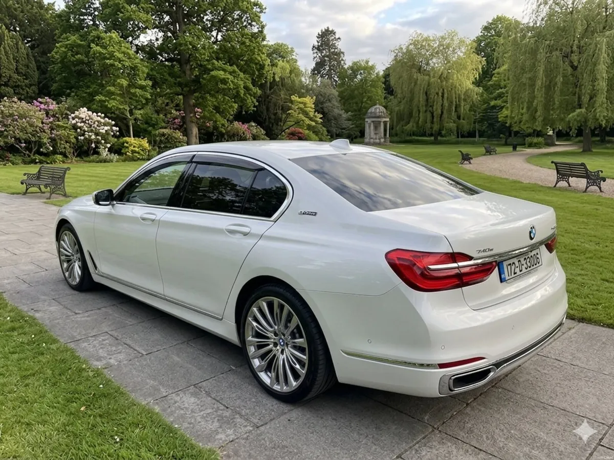 BMW 7-Series Hybrid Automatic - Image 5