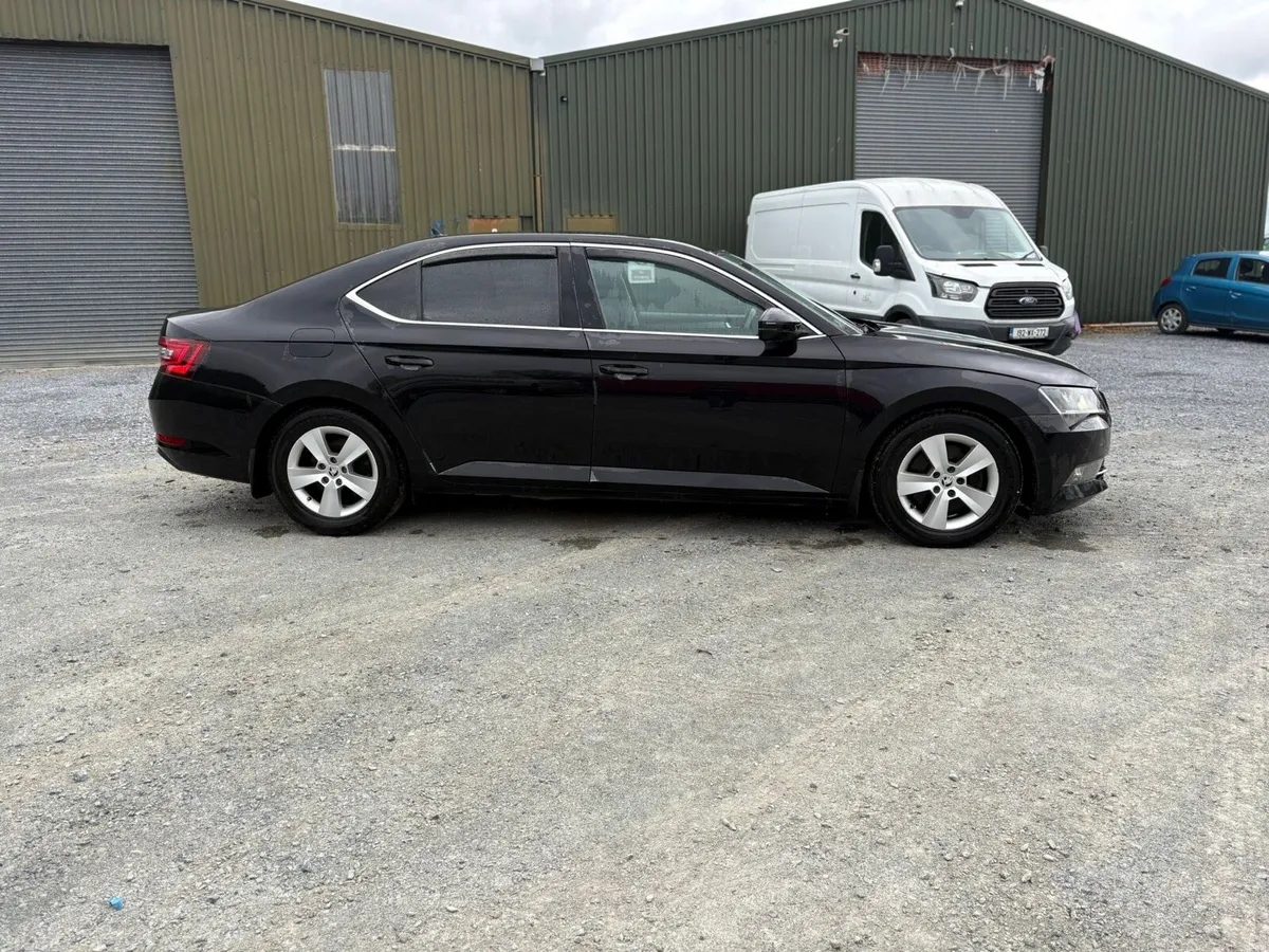 2017 Skoda Superb 1.6 diesel - Image 3