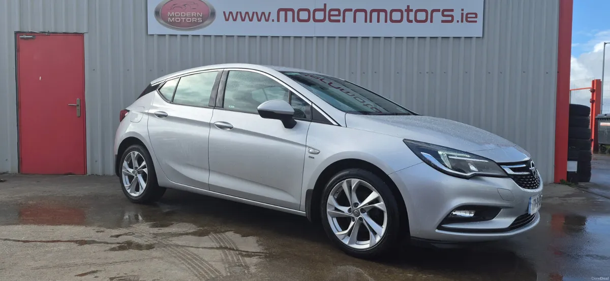 Opel Astra sri nav 1.6 cdti 110bhp low kms - Image 3