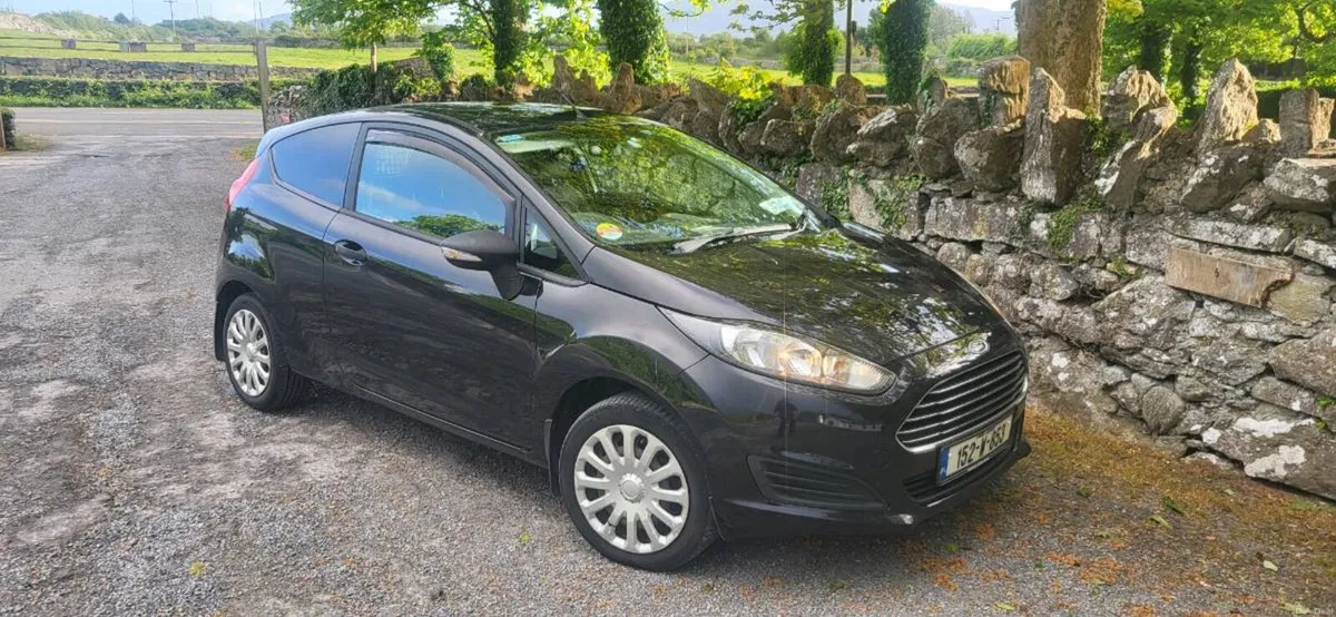 Ford Fiesta Van - Image 1