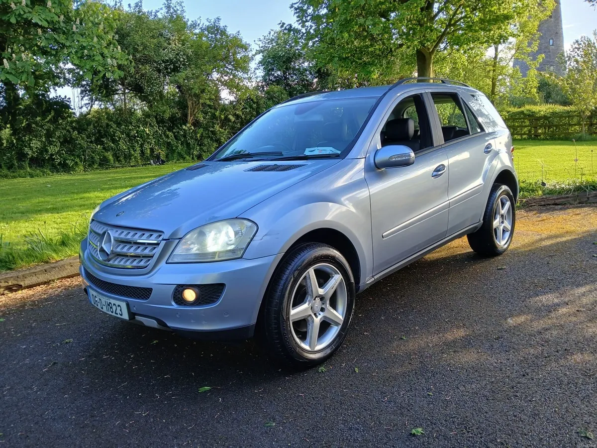 Mercedes ML 5 seater Commercial Auto. - Image 3