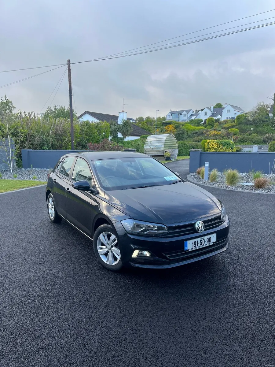 volkswagen polo **113,000km** - Image 1