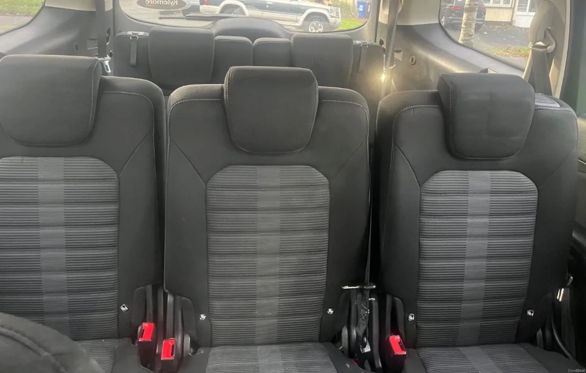 Ford Galaxy 2.0 Diesel Auto - Image 3