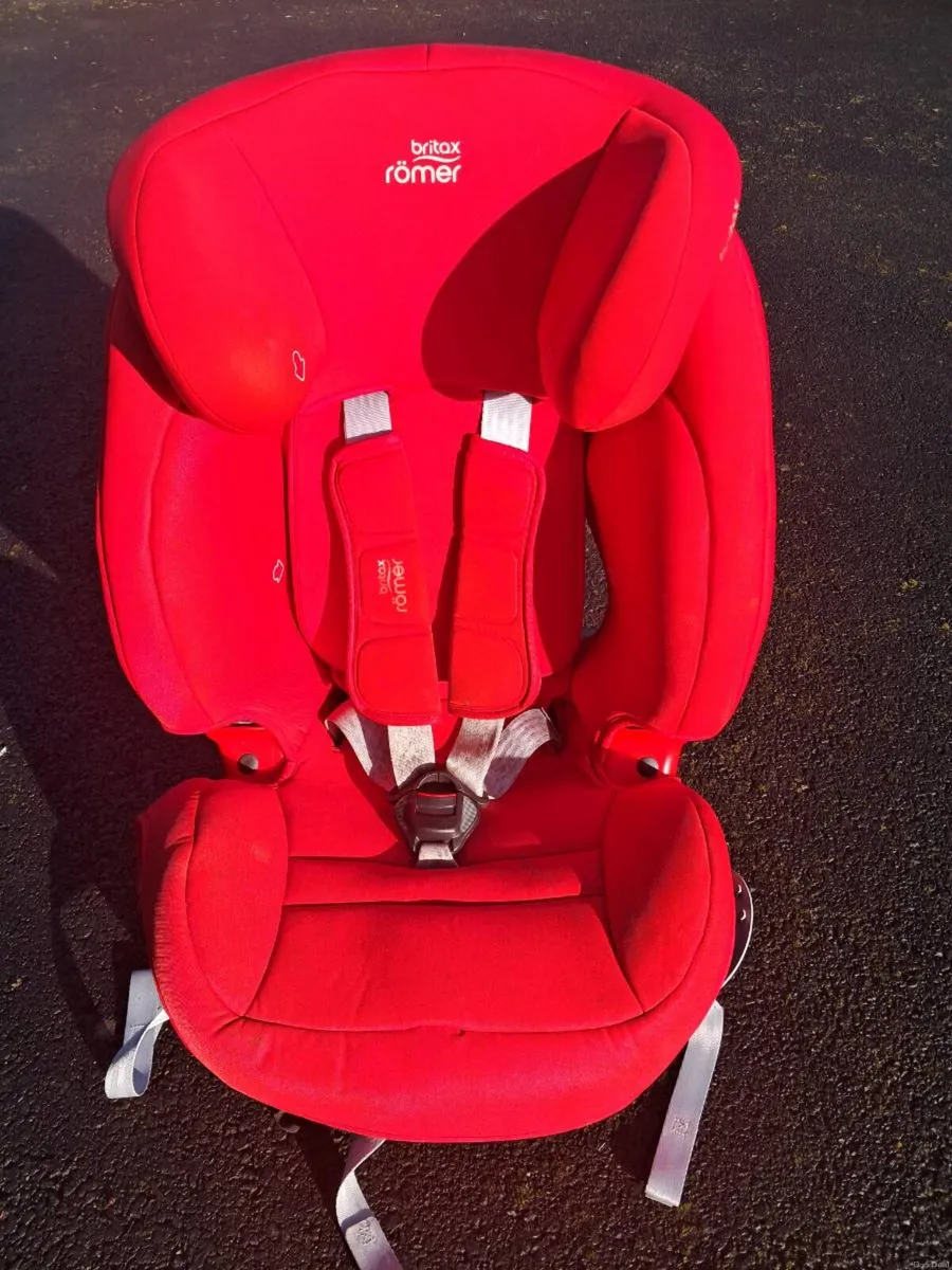 Ford alloys set & child car seat - Image 2