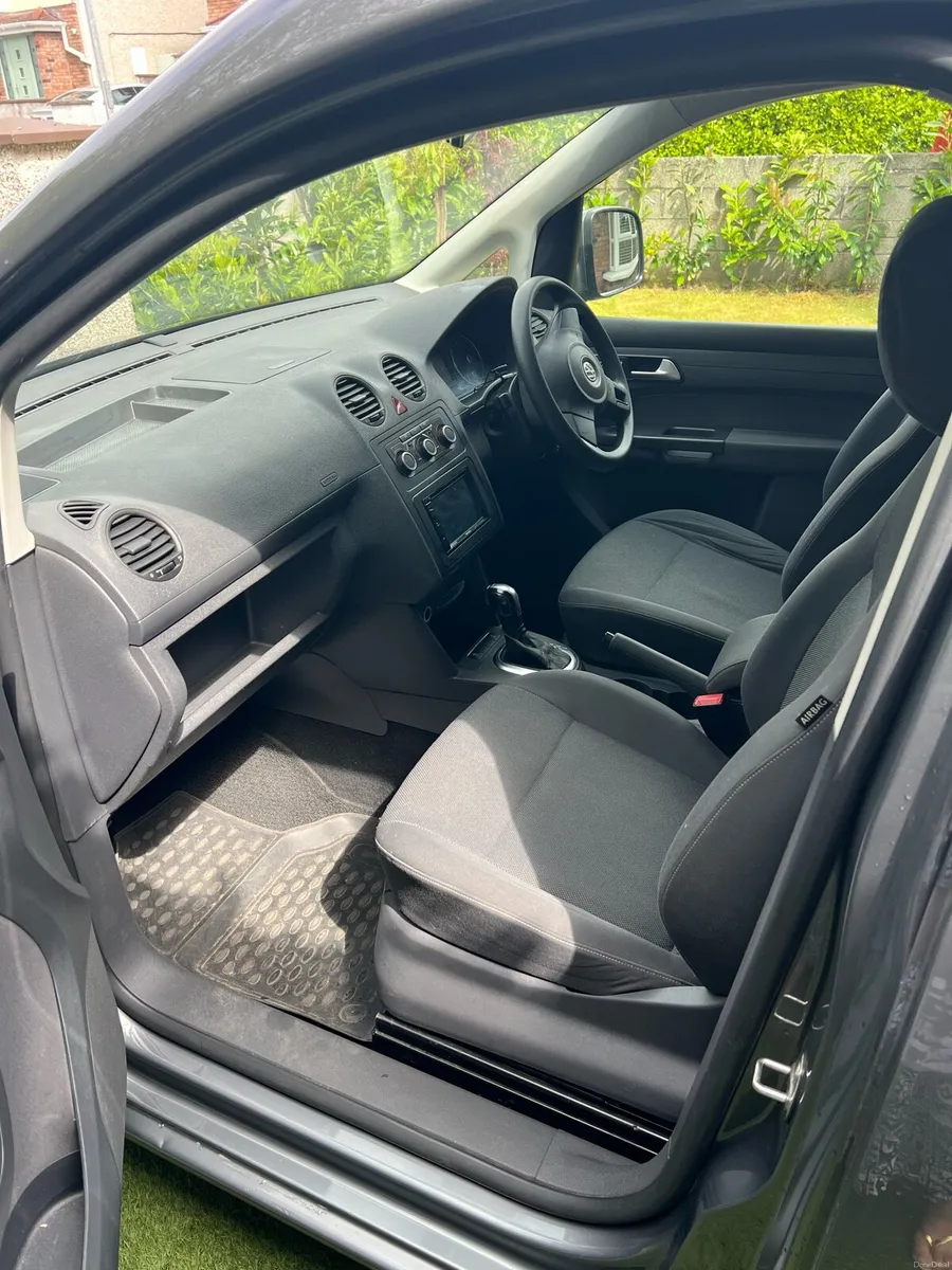 Vw caddy 7seater - Image 2