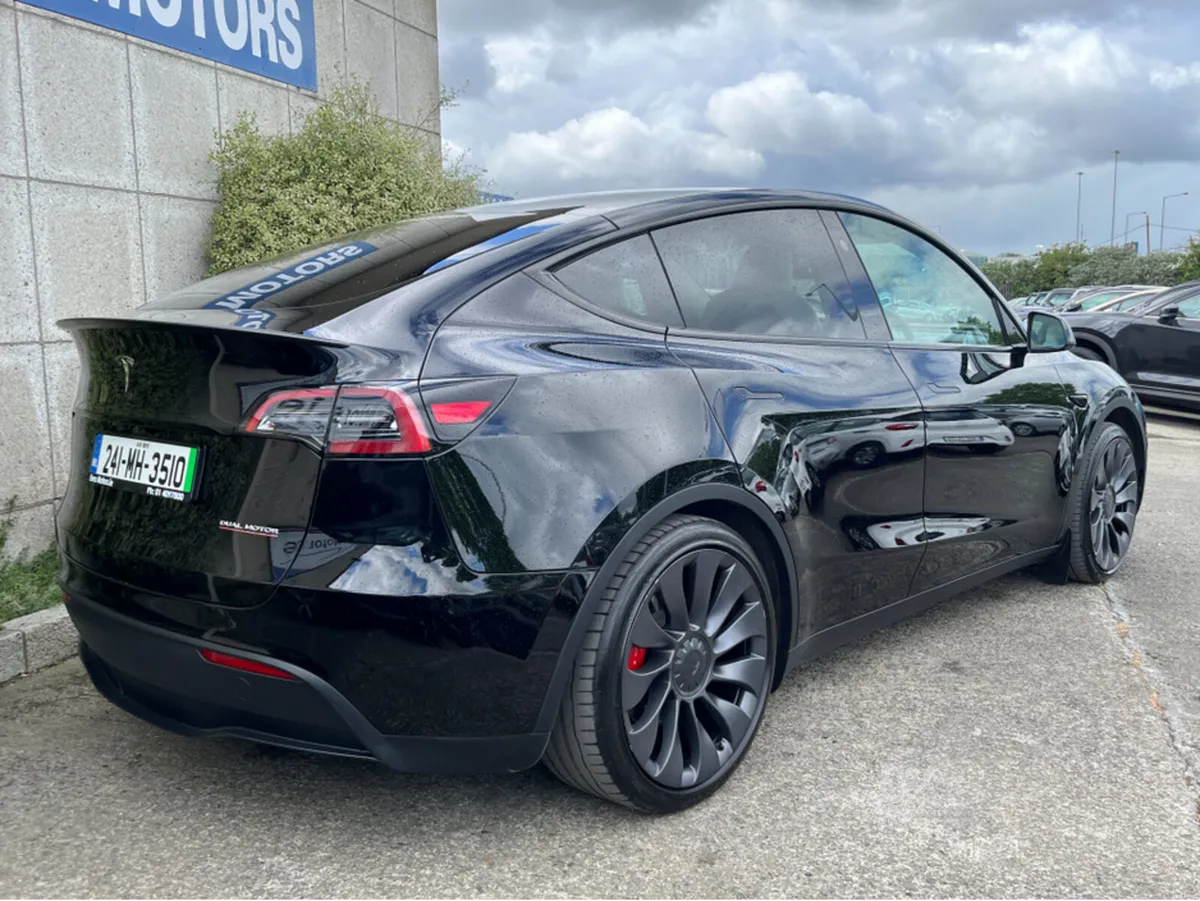 Tesla Model Y PERFORMANCE AWD DUAL MOTOR 82KWH //F - Image 4