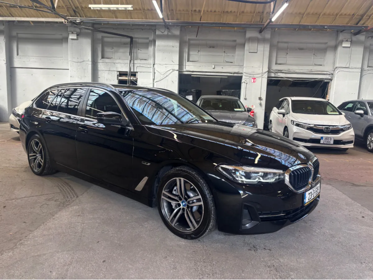 BMW 5-Series 530E XDRIVE HYBRID 5TSF 4DR AUTO - Image 1
