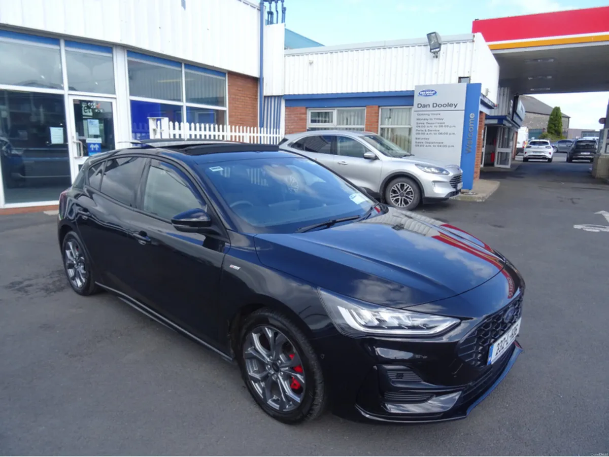 Ford Focus ST-LINE 1.0T 125 M6 FWD - Image 2