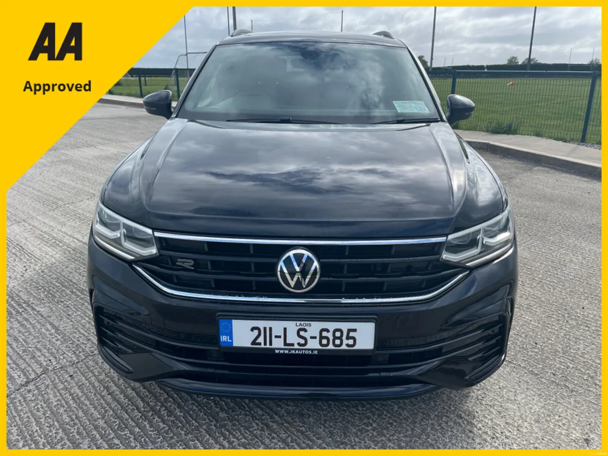 Volkswagen Tiguan R-LINE 2.0 TDI MANUAL 6SPEED FWD - Image 5