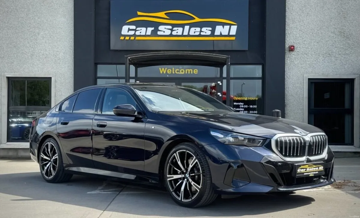 2.0 520i MHT M Sport Saloon 4dr Petrol Hybrid Step - Image 1