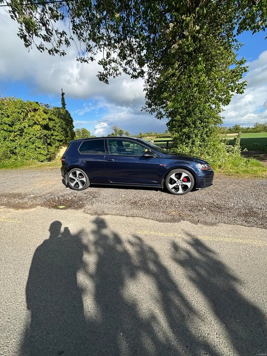 Volkswagen Golf Gti - Image 2