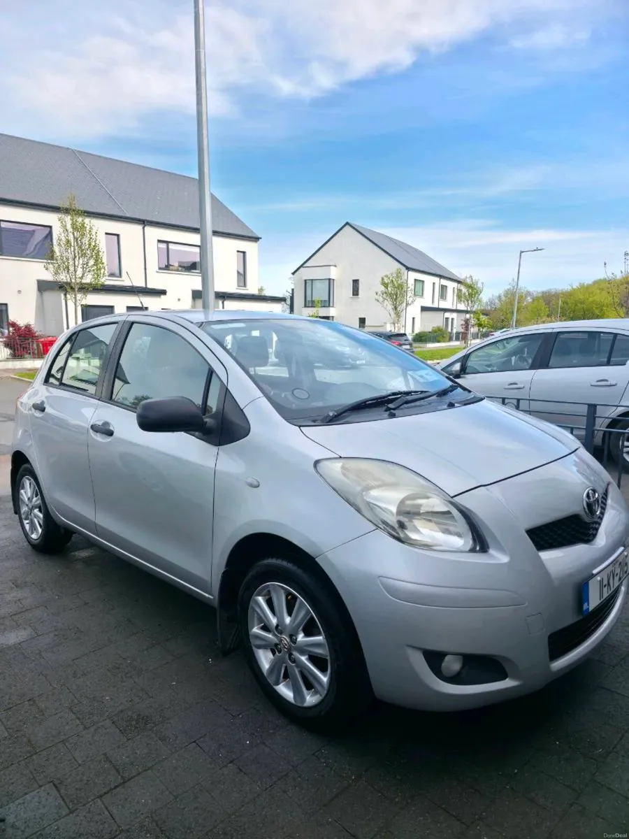 Toyota Yaris 2011 Sport - Image 1