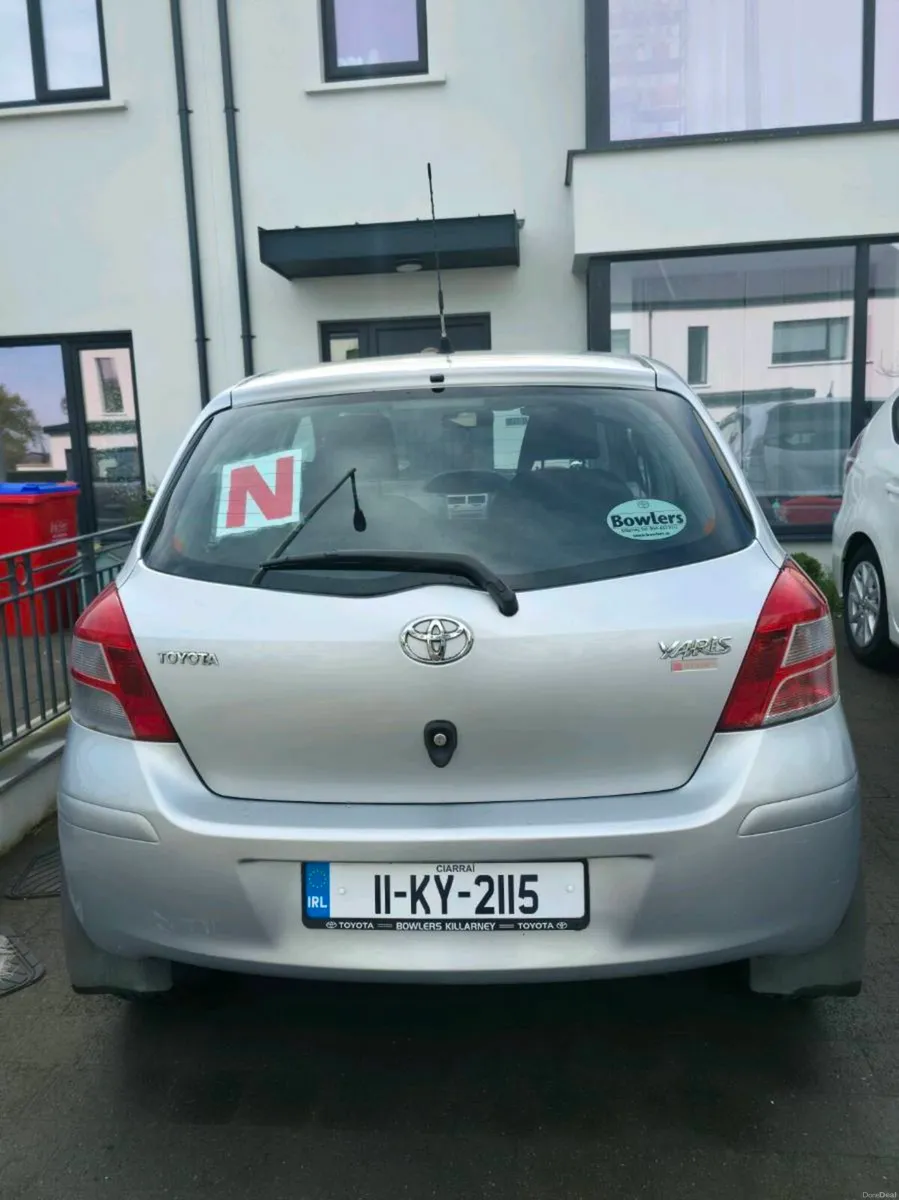 Toyota Yaris 2011 Sport - Image 3