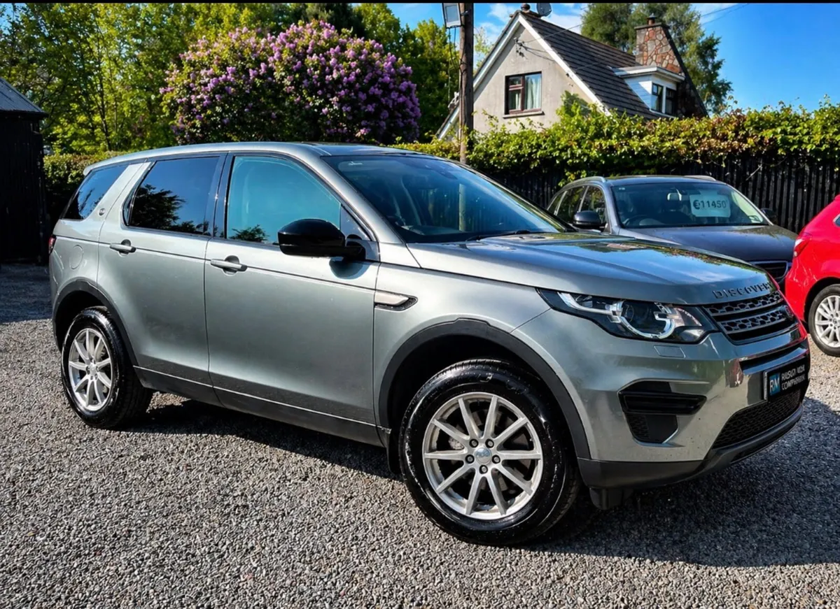 152  Land Rover Discovery Sport 2.0 TD4 Auto - Image 6