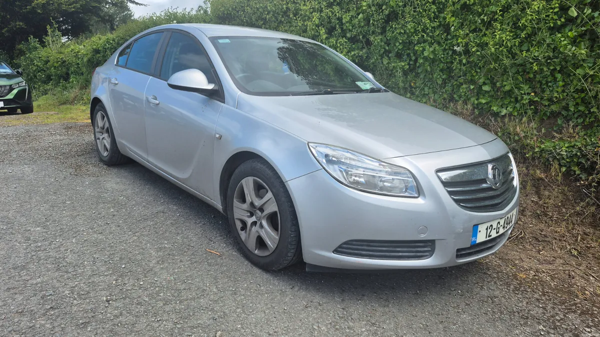 Vauxhall Insignia 2012 2.0D - Image 1