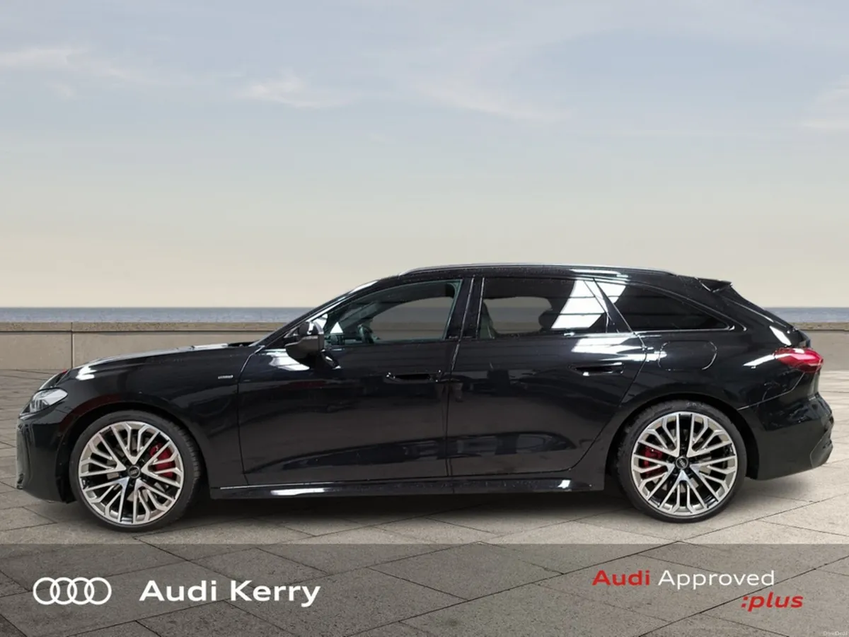 Audi A5 AVANT E-HYBRID QUATTRO S-LINE COMPETITION - Image 4