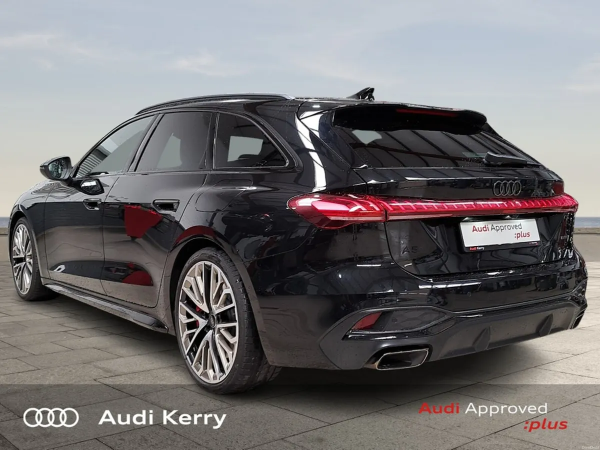 Audi A5 AVANT E-HYBRID QUATTRO S-LINE COMPETITION - Image 5