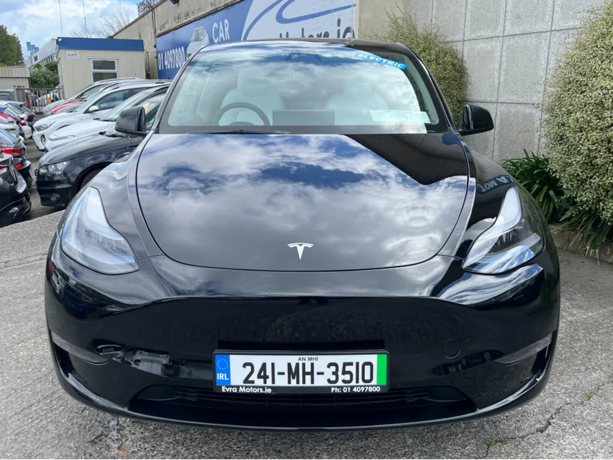 Tesla Model Y PERFORMANCE AWD DUAL MOTOR 82KWH //F - Image 2