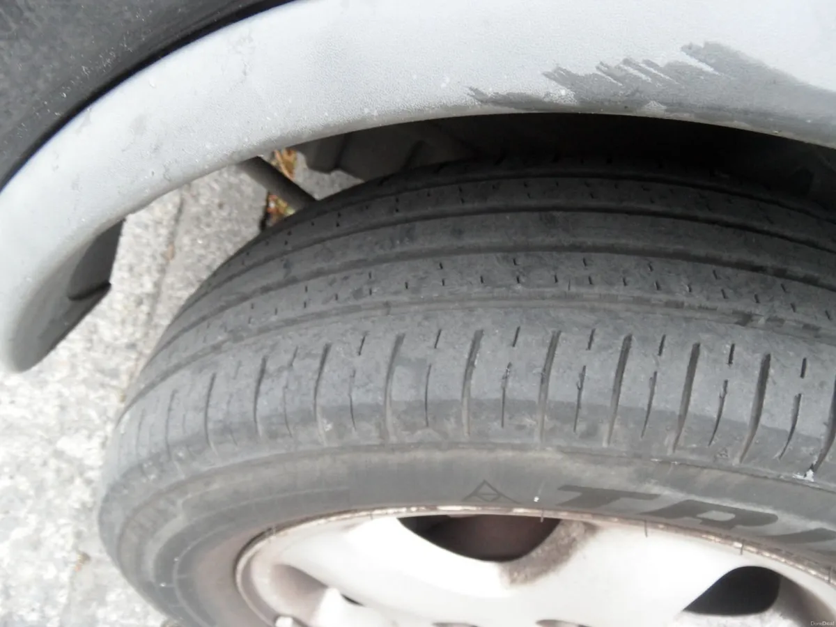 Suzuki Ignis 2001 - Image 1