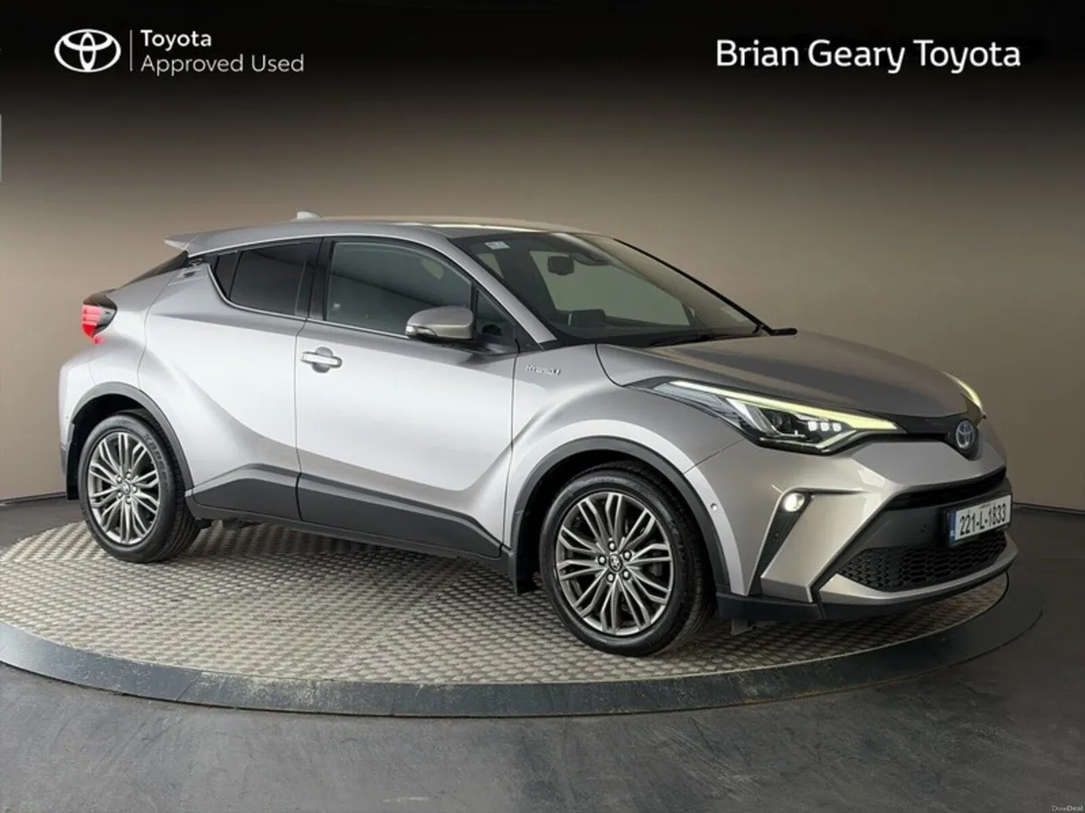 Toyota C-HR HYBRID SOL - Image 1