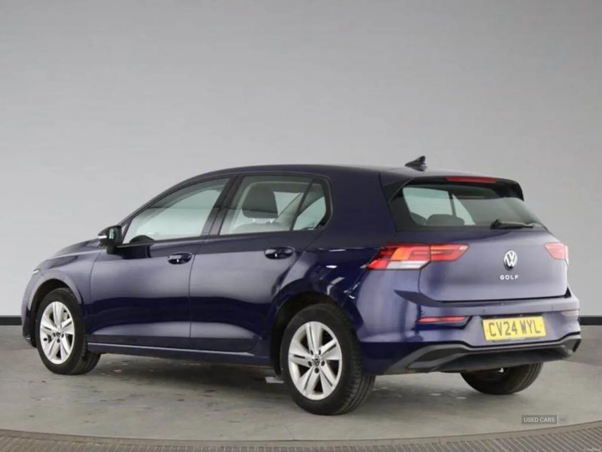 Volkswagen Golf DIESEL HATCHBACK - Image 3