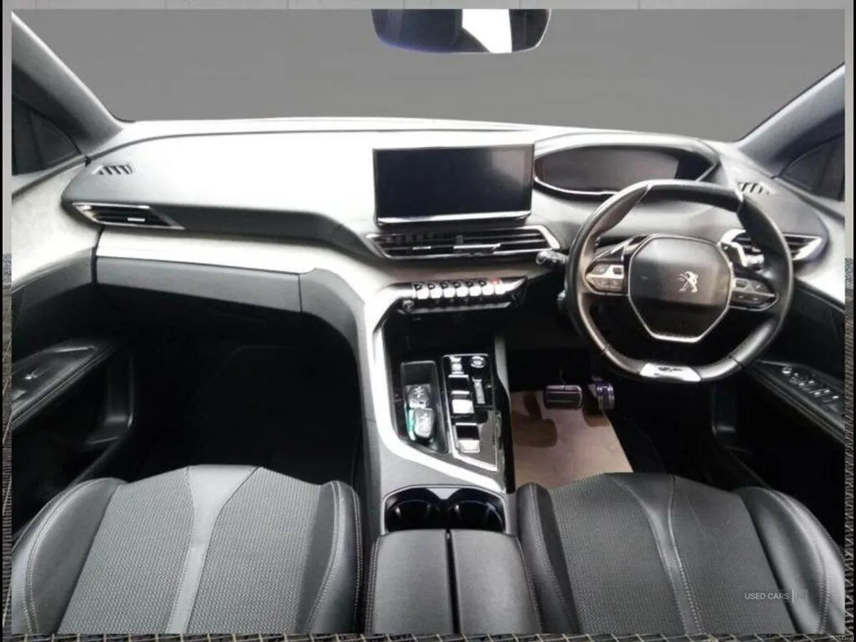 Peugeot 3008 DIESEL ESTATE - Image 4