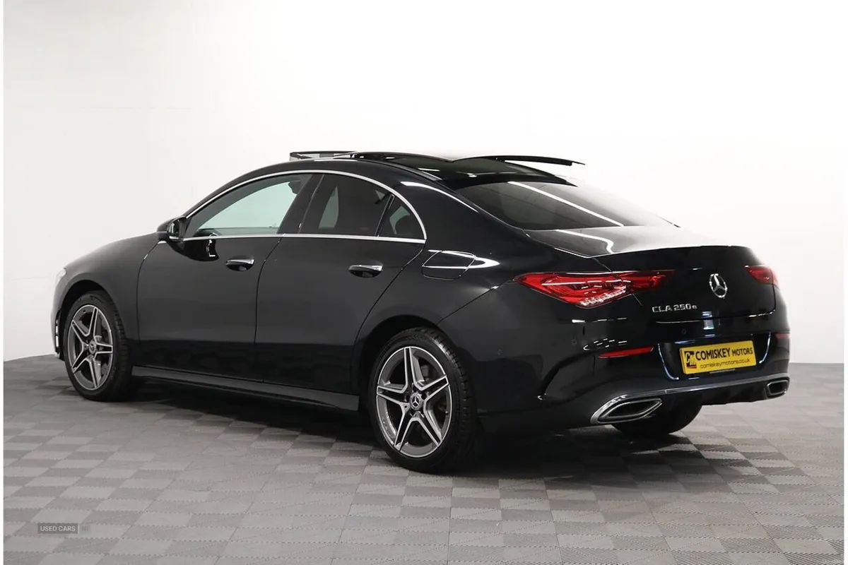 Mercedes-Benz CLA 250e AMG Line - Image 4