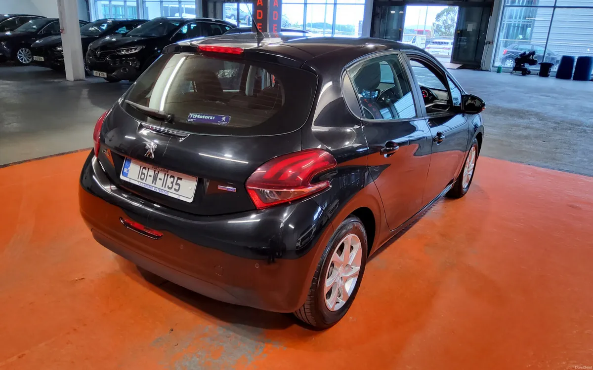 Peugeot 208 2016 - Image 4