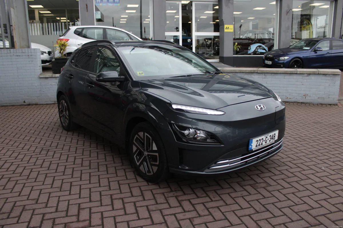 2022 HYUNDAI KONA EV PREMIUM 64 KWH 5DR AUTO - Image 1