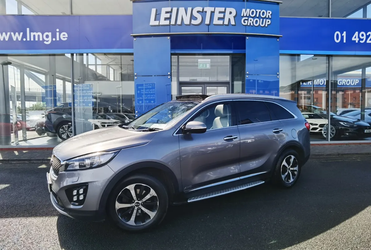 KIA SORENTO 2.2 PLATINUM AUTO **SUNROOF +7 SEATS** - Image 1