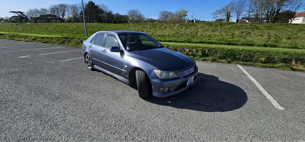 Car - Image 1