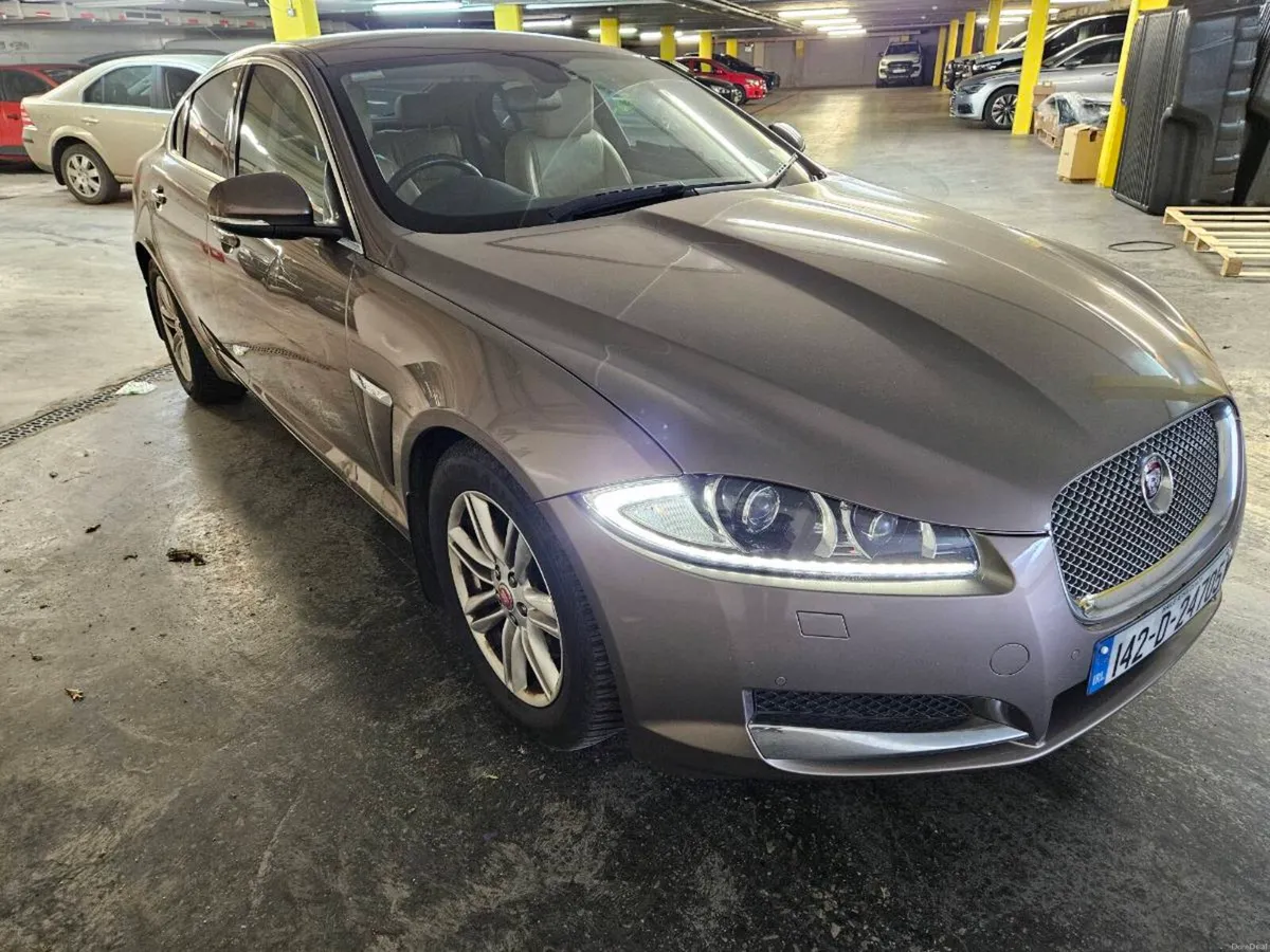 Jaguar XF Automatic - Image 4