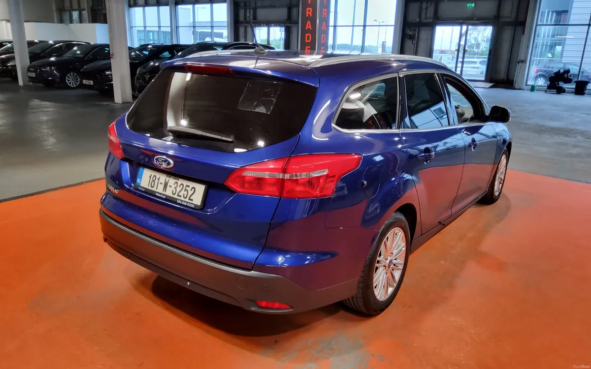 Ford Focus 2018 - Image 3