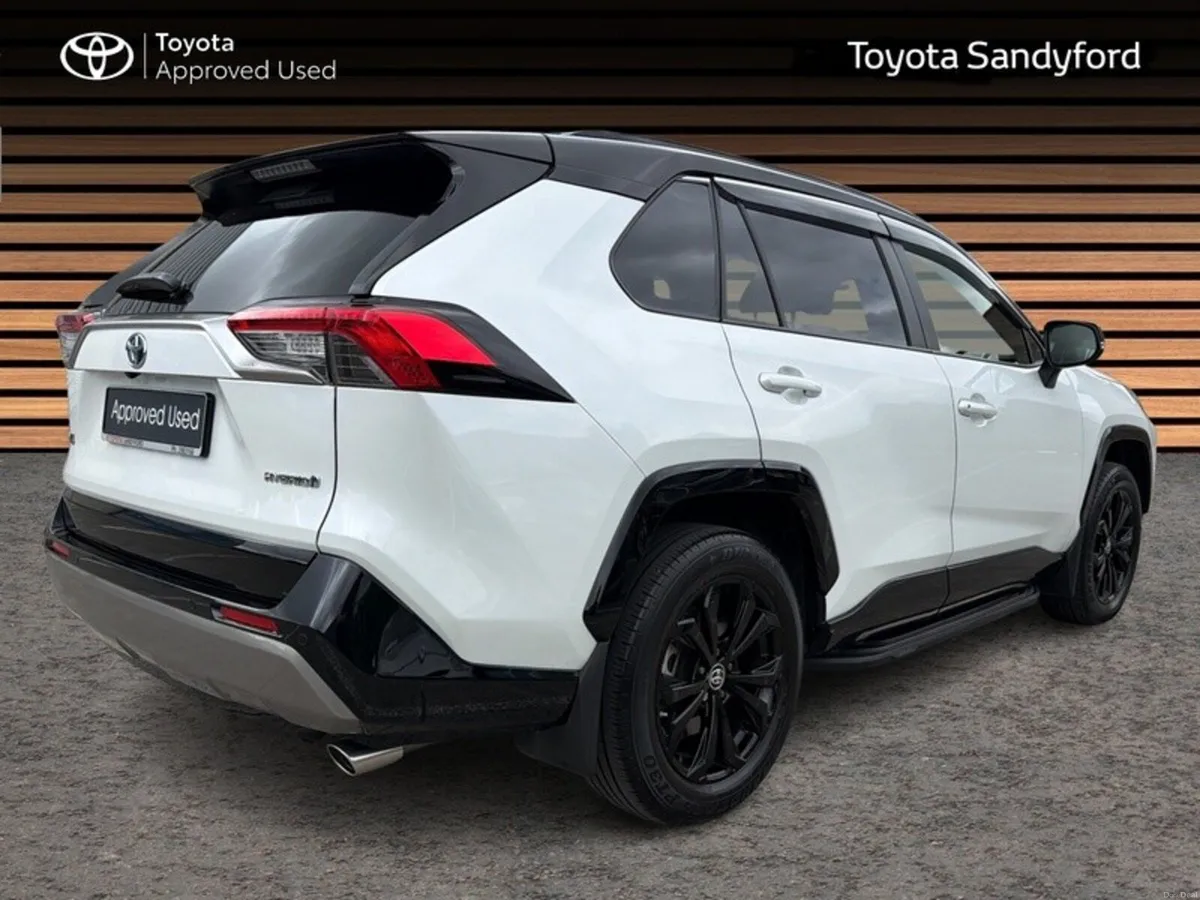 Toyota RAV4 SPORT HYBRID WITH EXTRAS // HEATED LEA - Image 2