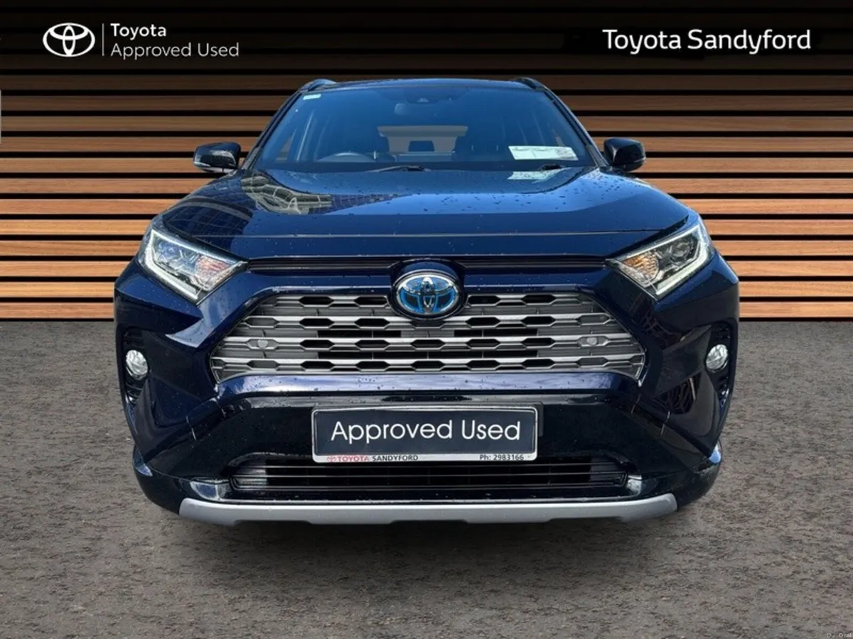 Toyota RAV4 SPORT**IRISH CAR** HYBRID // HEATED LE - Image 5