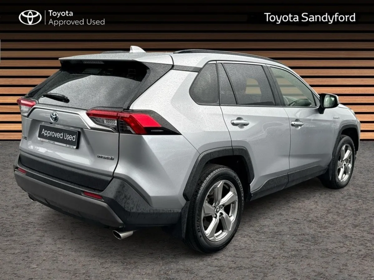 Toyota RAV4 HYBRID SOL // LEATHER HEATED SEATS // - Image 2