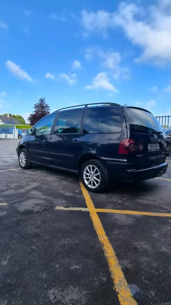 Volkswagen Sharan - Image 3