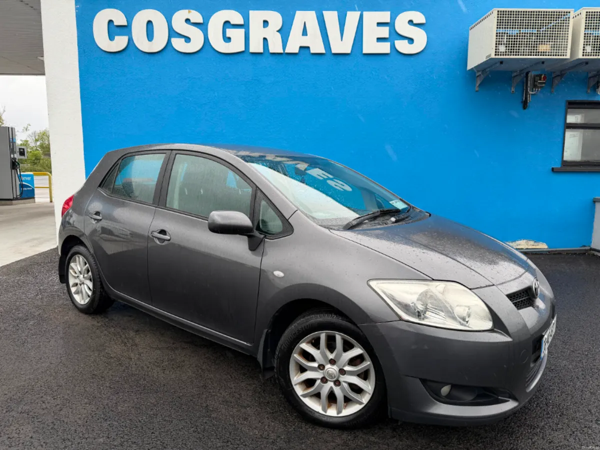 Toyota Auris 1.4vvt-i T3 5 DOOR - Image 1