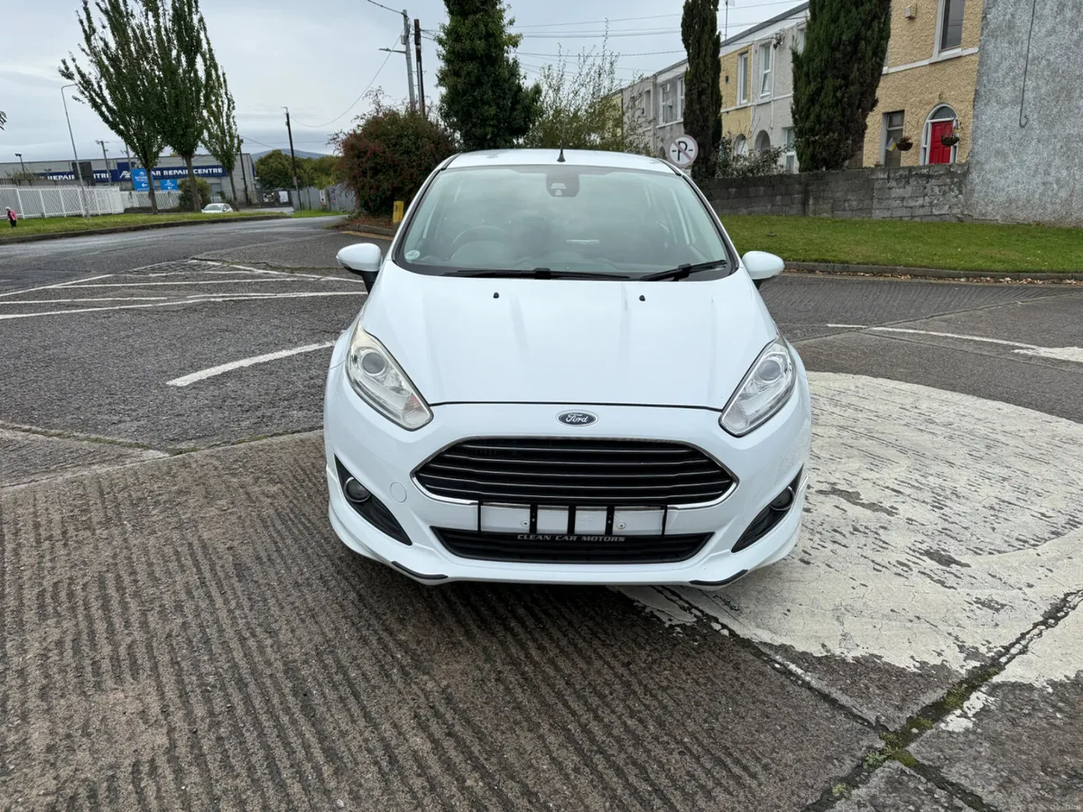 FORD FIESTA 2014 AUTOMATIC - Image 3