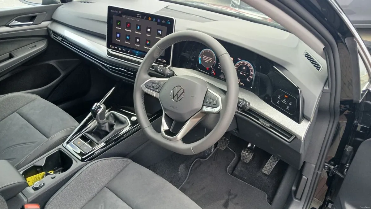 Volkswagen Golf Style 2.0 TDI 116 BHP **AVAILABLE - Image 5