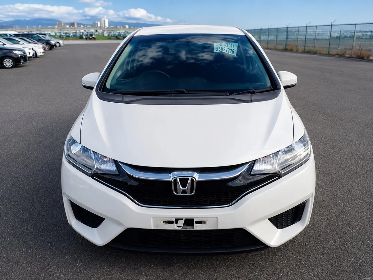 ❁ Honda Fit Hybrid ❁ Low Mileage ❁ - Image 2