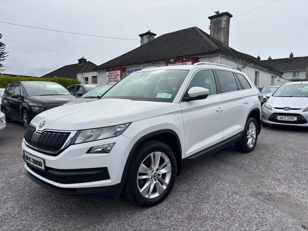 Skoda Kodiaq 2021  7  SEATER  AUTOMATIC  DIESEL - Image 3