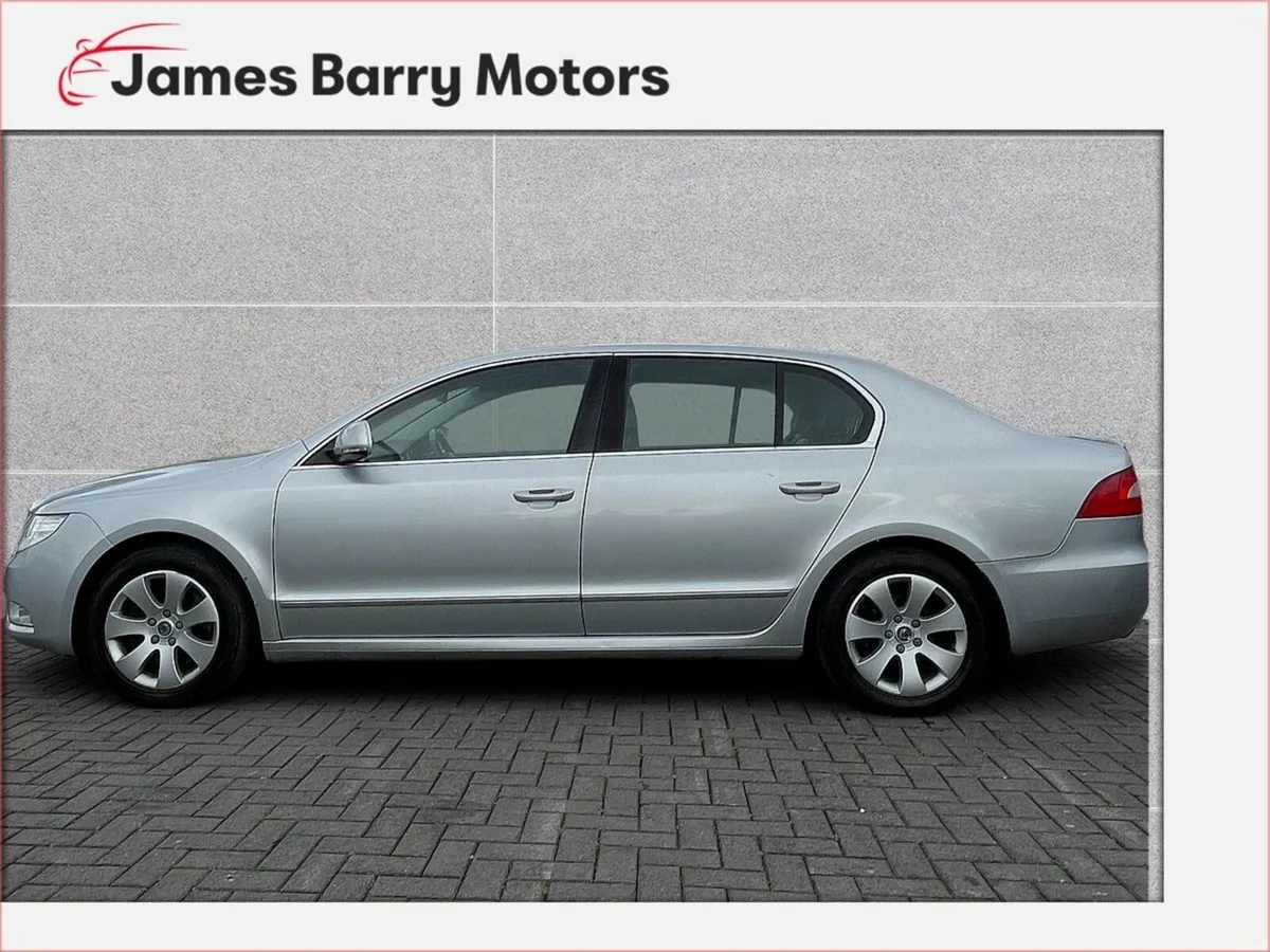 Skoda Superb 1.6 TDI CR 105hp AMBITION GrenliCOMBI - Image 3